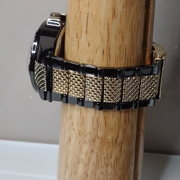 8 Inch Black And Gold Tone Large Analog Watch - Picture 3 of 14